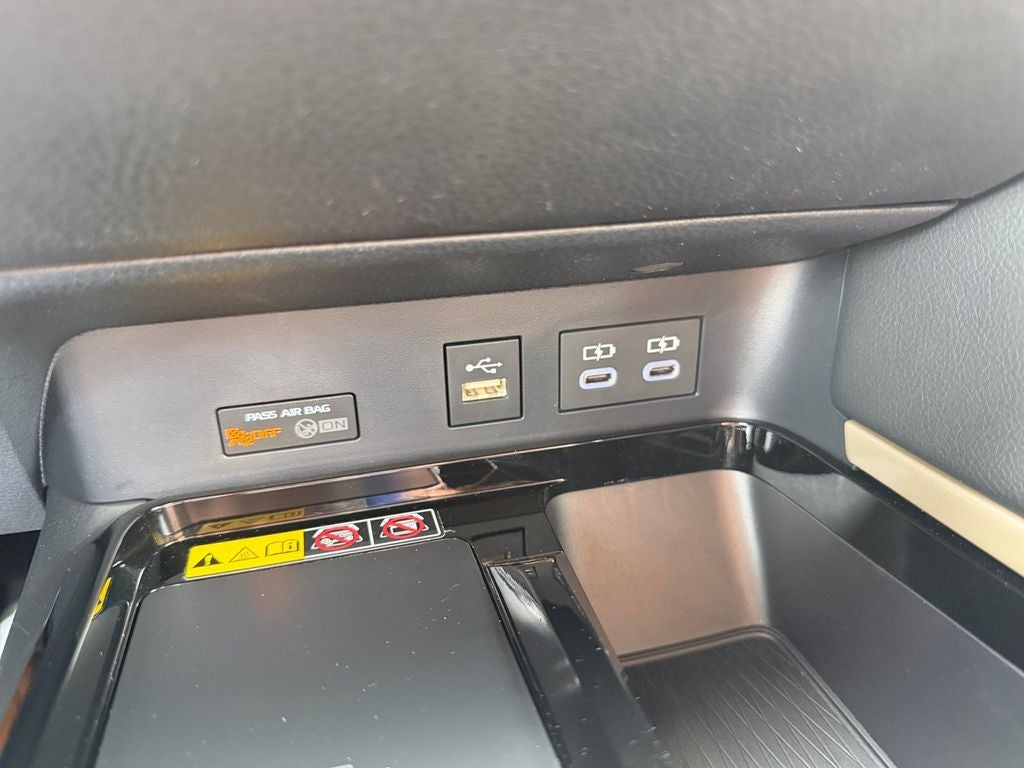 2026 Toyota Camry XSE w/Panoramic Glass Roof