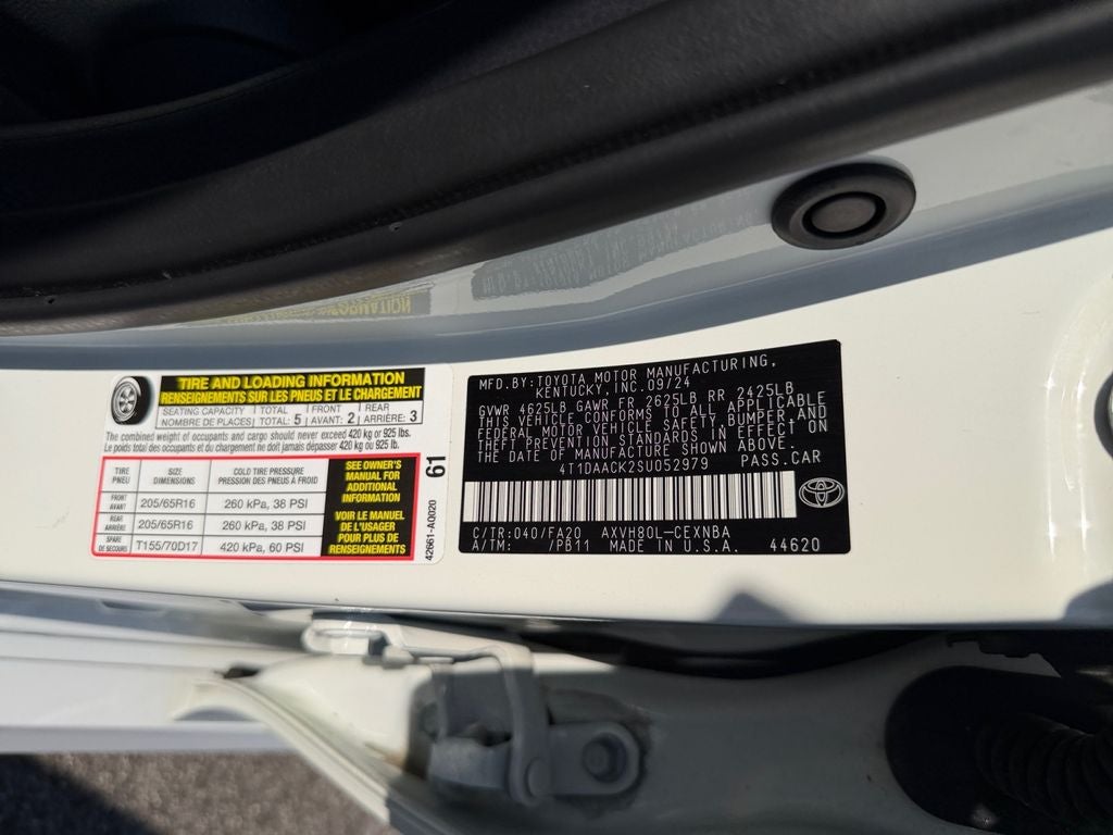 2025 Toyota Camry LE