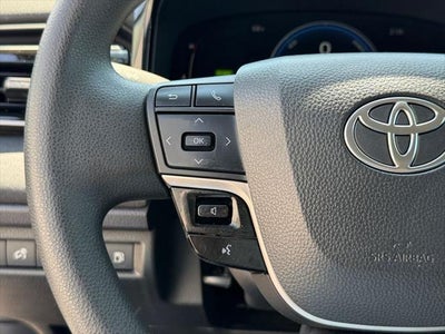 2025 Toyota Camry LE
