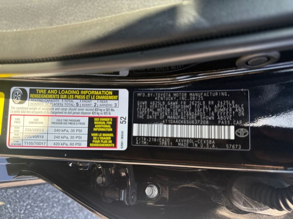 2025 Toyota Camry SE W/ Apple Car Play