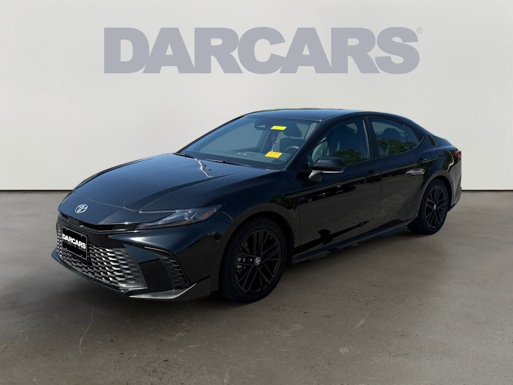 2025 Toyota Camry SE W/ Apple Car Play