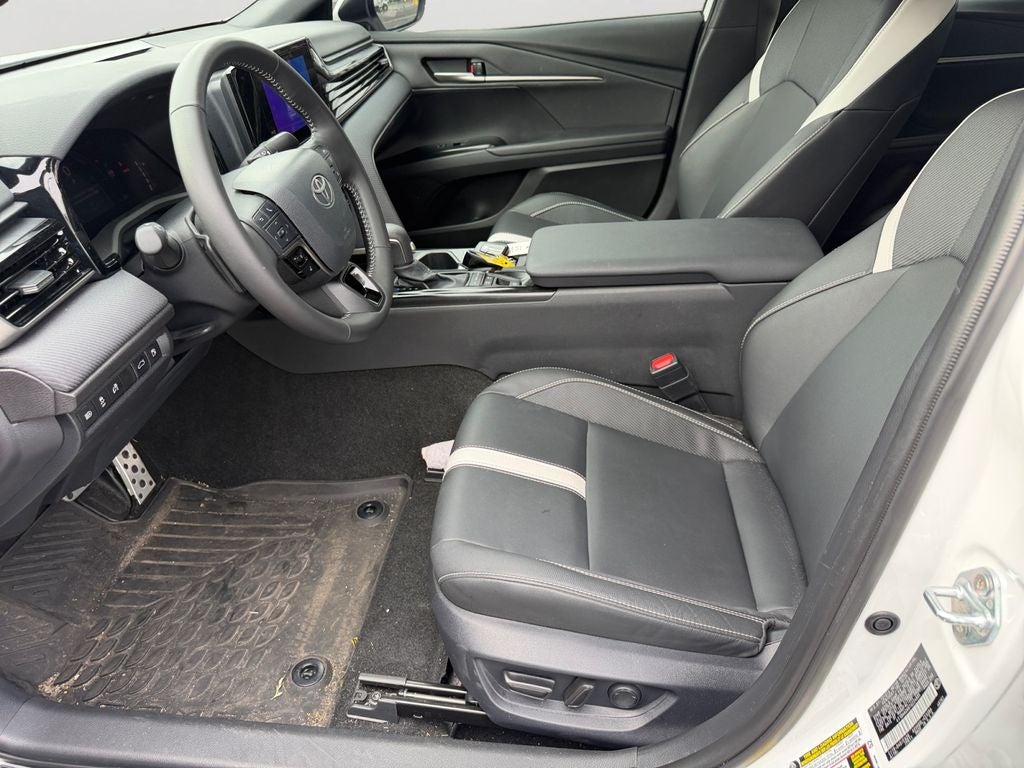 2026 Toyota Camry SE HEATED FRONT SEATS / 12.3" TOYOTA MULTIMEDIA AUDIO