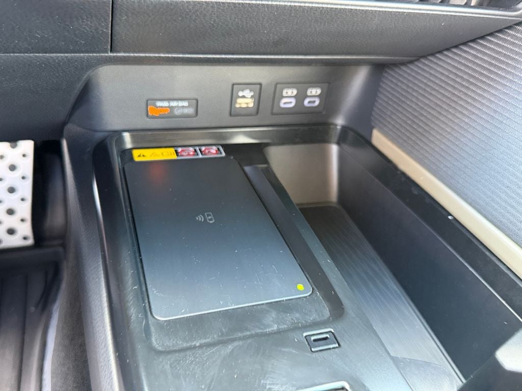 2026 Toyota Camry SE HEATED FRONT SEATS / 12.3" TOYOTA MULTIMEDIA AUDIO