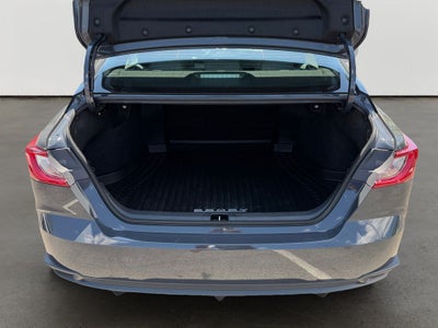 2026 Toyota Camry SE CLEAN CARFAX 1 OWNER