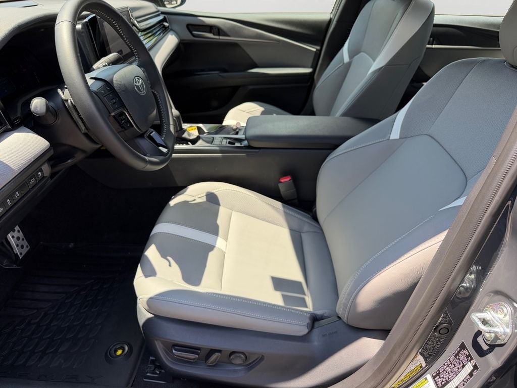 2026 Toyota Camry SE CLEAN CARFAX 1 OWNER