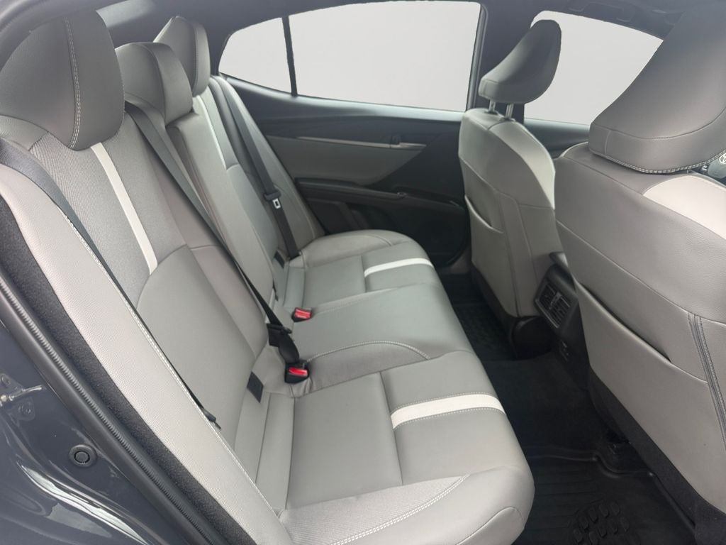 2026 Toyota Camry SE W/Moonroof