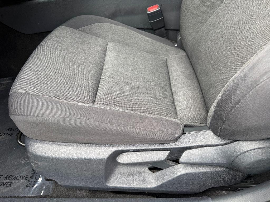 2025 Toyota Camry LE CLEAN CARFAX 1 OWNER