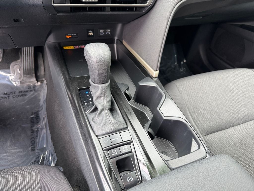 2025 Toyota Camry LE CLEAN CARFAX 1 OWNER