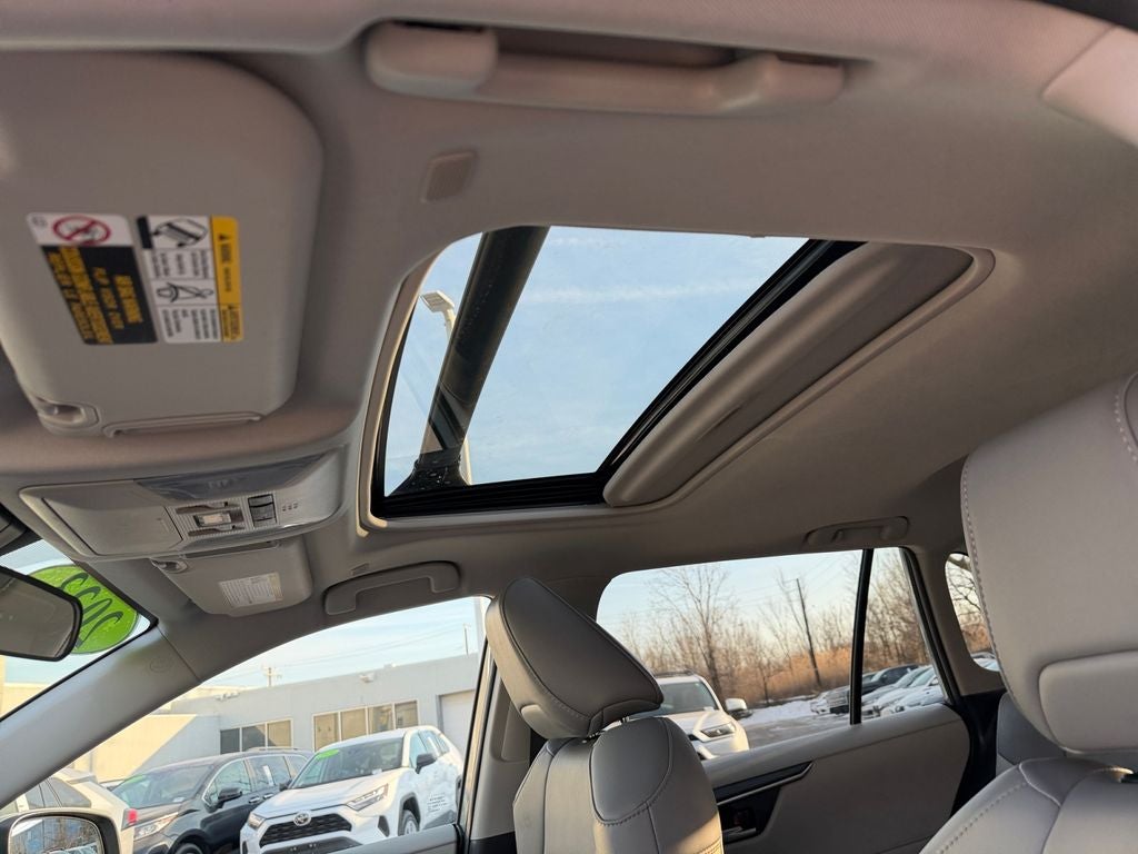 2023 Toyota RAV4 Hybrid XLE Premium