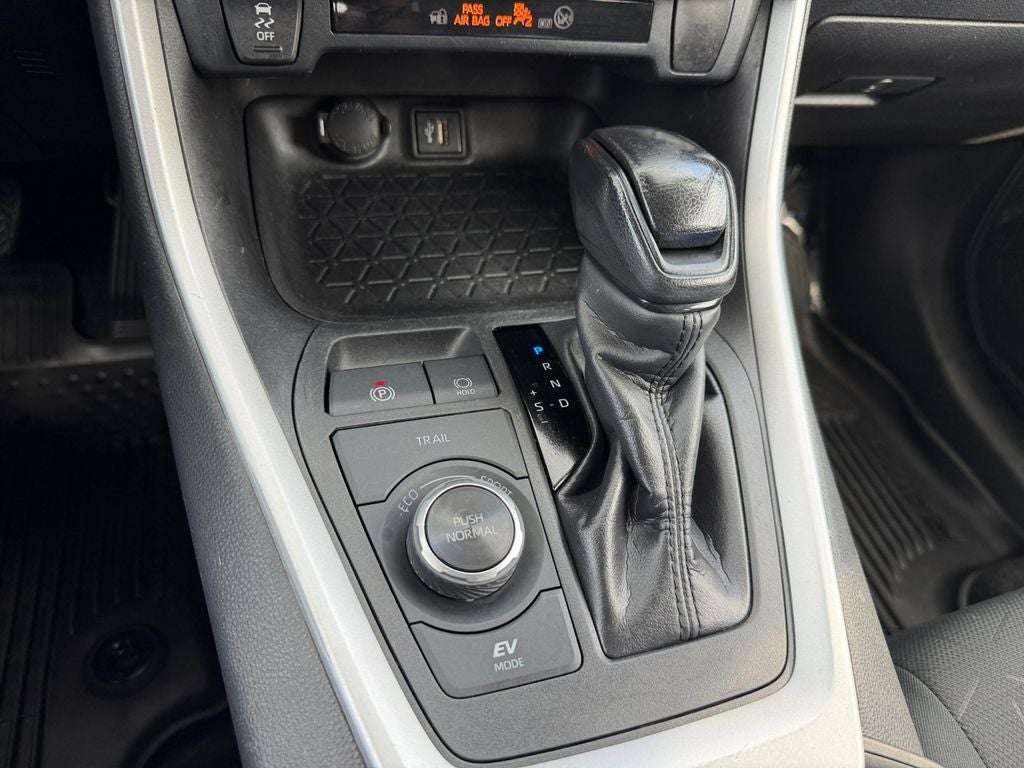 2024 Toyota RAV4 Hybrid XLE HYBRID