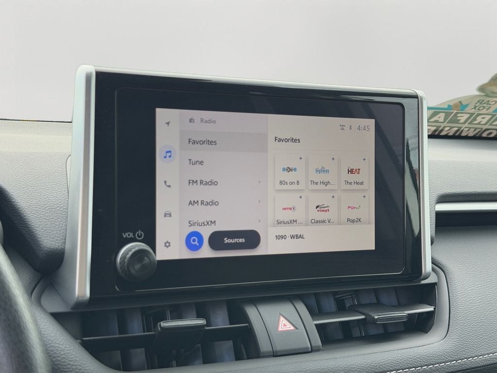 2025 Toyota RAV4 Hybrid XLE HYBRID / CLEAN CARFAX / 1 OWNER