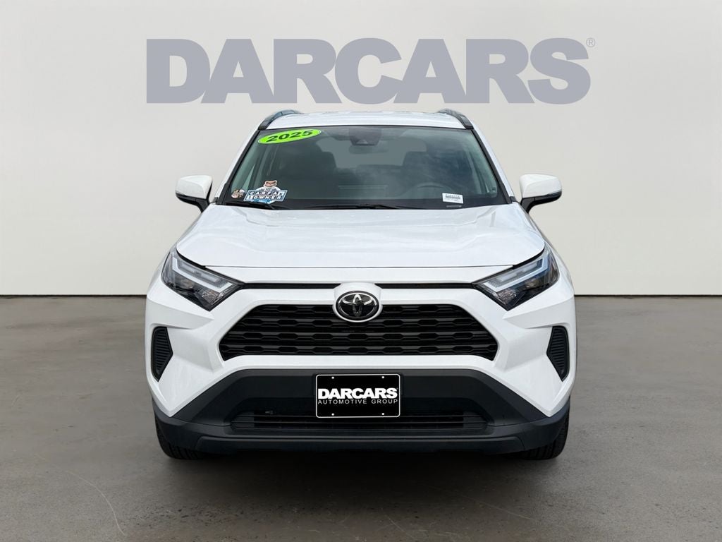 2025 Toyota RAV4 Hybrid XLE HYBRID / CLEAN CARFAX / 1 OWNER