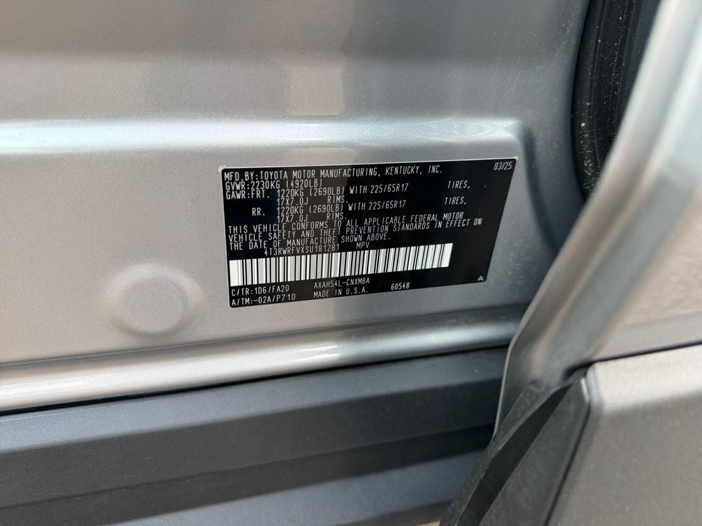 2025 Toyota RAV4 Hybrid XLE