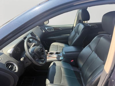 2016 Nissan Pathfinder Platinum 1 OWNER / CLEAN CARFAX