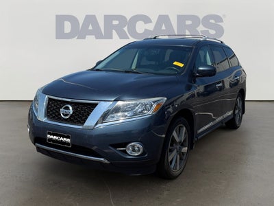 2016 Nissan Pathfinder Platinum 1 OWNER / CLEAN CARFAX