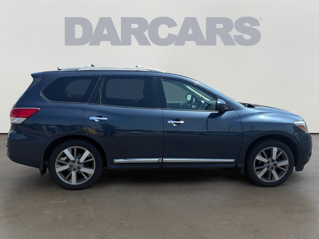 2016 Nissan Pathfinder Platinum 1 OWNER / CLEAN CARFAX