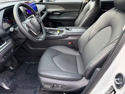 2025 Toyota Grand Highlander XLE