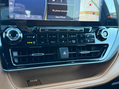 2021 Toyota Highlander Hybrid Platinum
