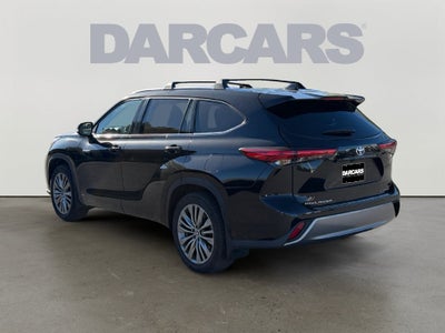 2021 Toyota Highlander Hybrid Platinum