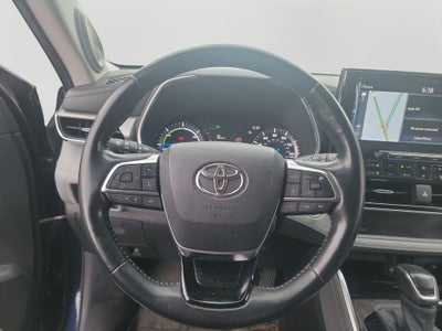 2021 Toyota Highlander Hybrid Platinum