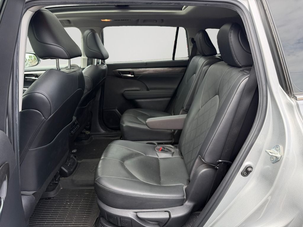 2023 Toyota Highlander Hybrid Platinum JBL AUDIO / PANO ROOF / 360 VIEW MONITOR