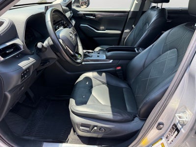 2023 Toyota Highlander Hybrid Platinum JBL AUDIO / PANO ROOF / 360 VIEW MONITOR