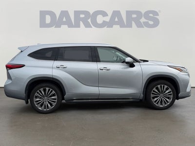 2023 Toyota Highlander Hybrid Platinum JBL AUDIO / PANO ROOF / 360 VIEW MONITOR