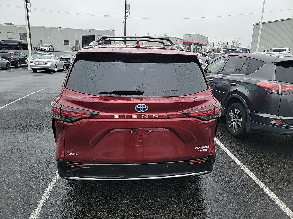 2024 Toyota Sienna Platinum 7 Passenger