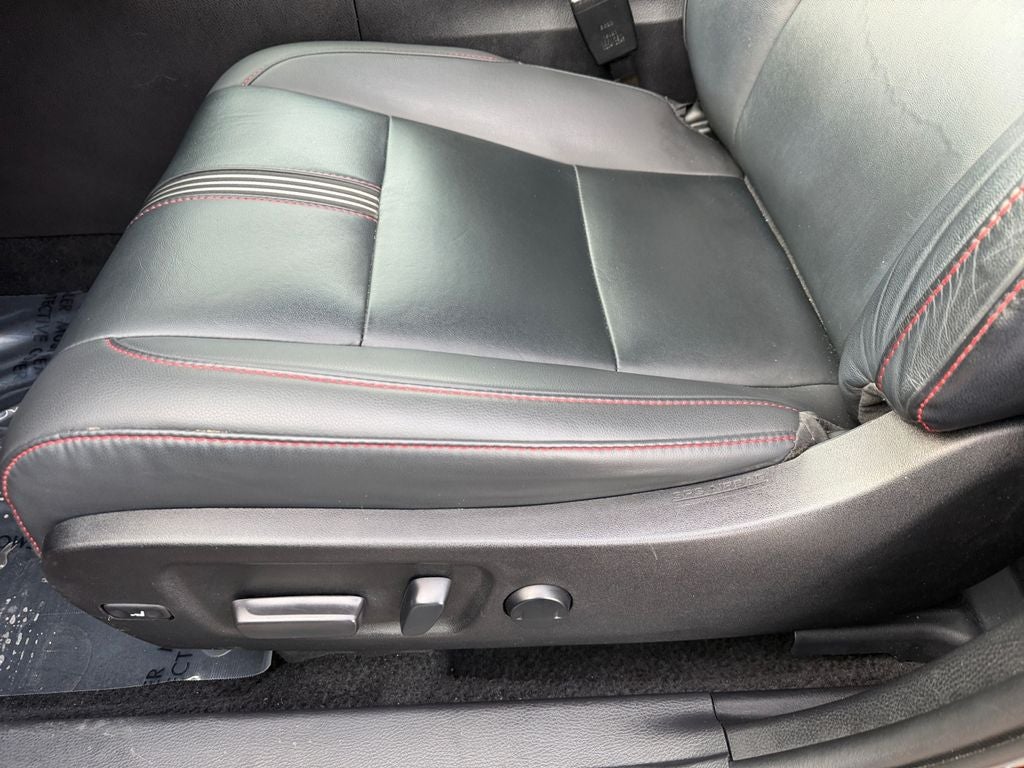 2019 Toyota Highlander SE " New Tires"