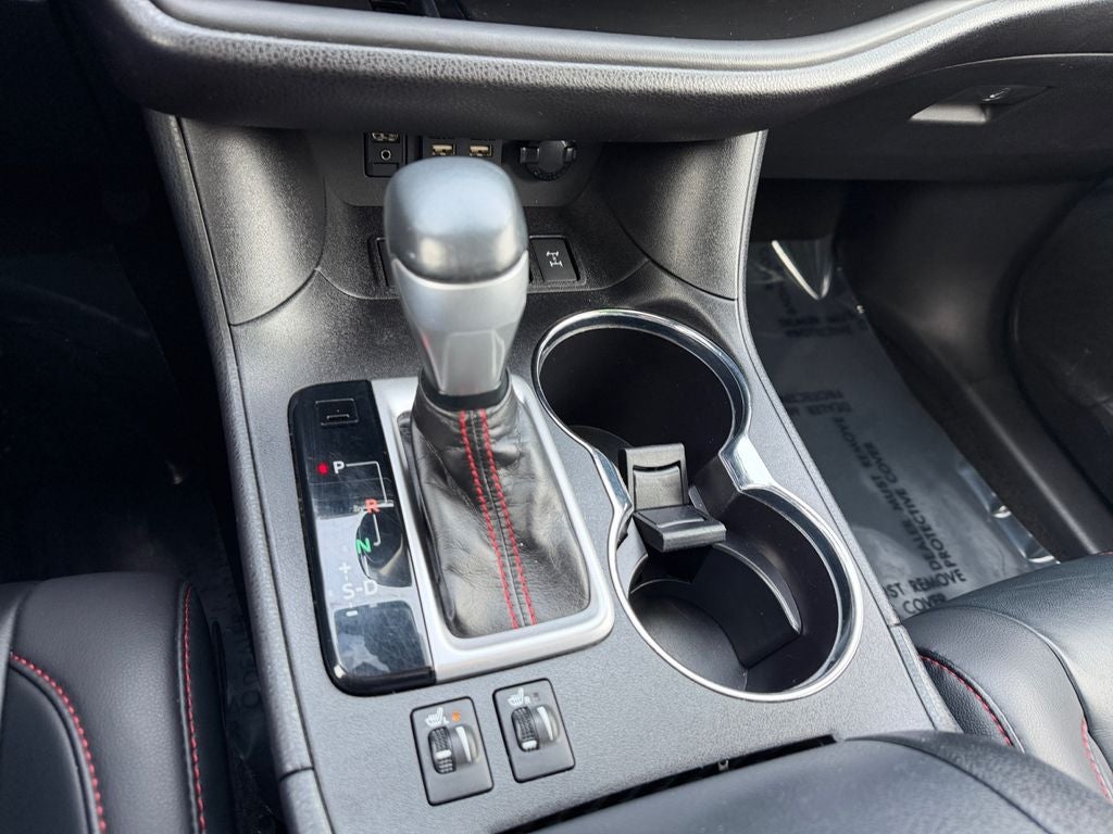 2019 Toyota Highlander SE " New Tires"