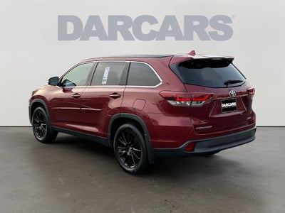 2019 Toyota Highlander SE " New Tires"