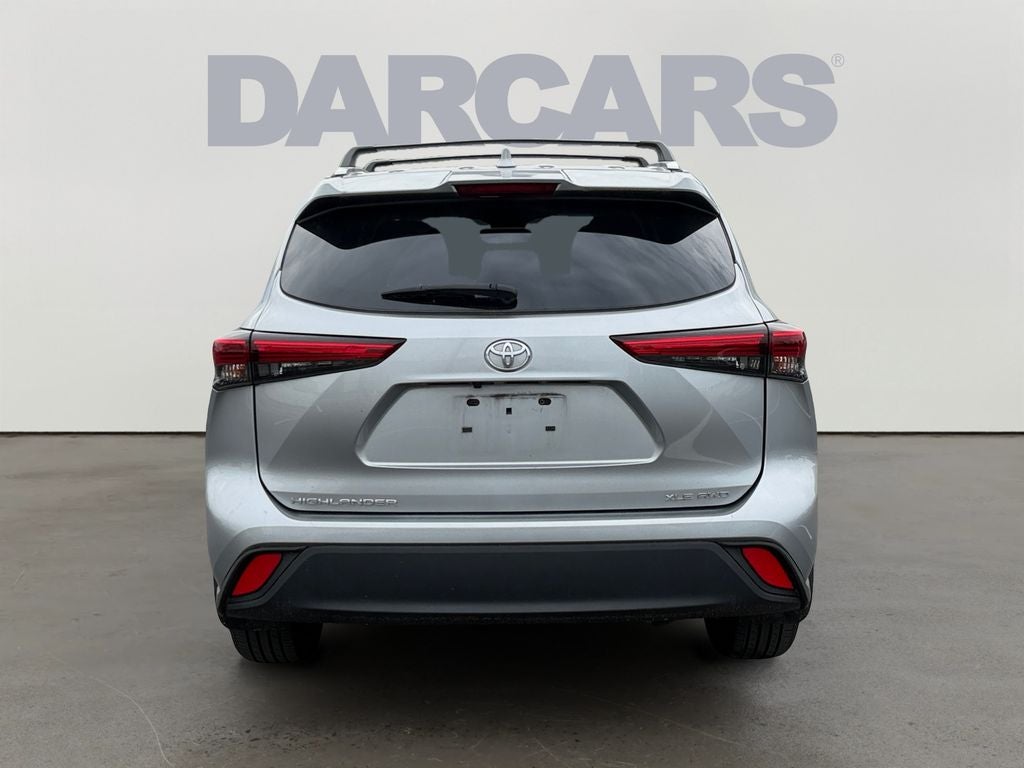 2023 Toyota Highlander XLE CLEAN CARFAX / 3RD ROW SEATING / MOONROOF / BLIND