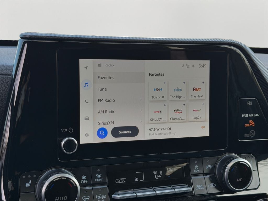 2025 Toyota Highlander XSE VERY LOW MILES / XSE LEATHER HEATED SEATS / BLIND