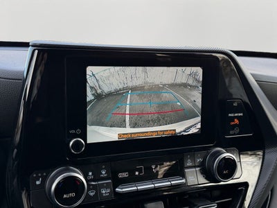 2025 Toyota Highlander XSE VERY LOW MILES / XSE LEATHER HEATED SEATS / BLIND