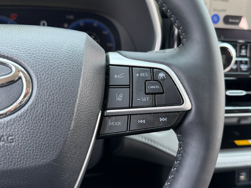2025 Toyota Highlander Limited