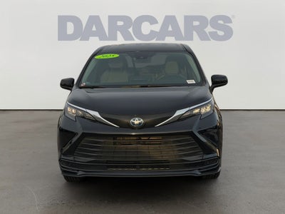 2025 Toyota Sienna LE 8 Passenger