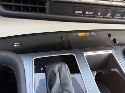 2025 Toyota Sienna LE 8 Passenger