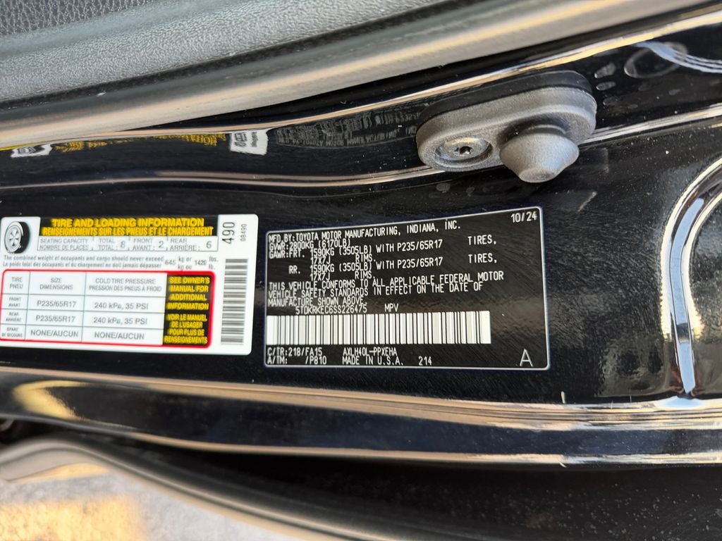 2025 Toyota Sienna LE 8 Passenger