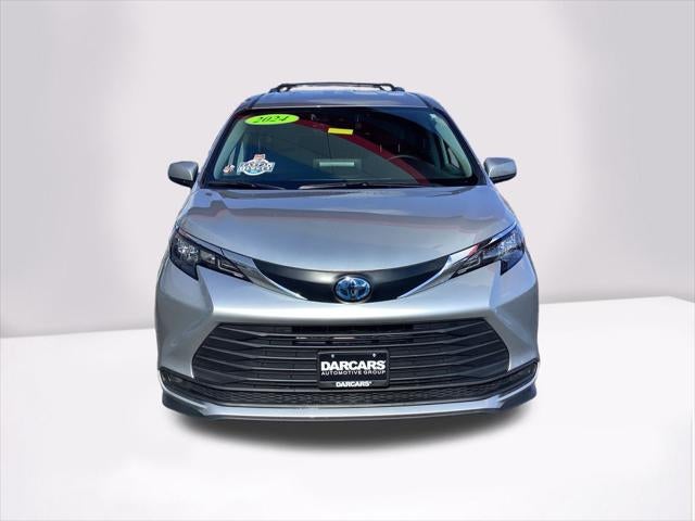 2024 Toyota Sienna LE 8 Passenger