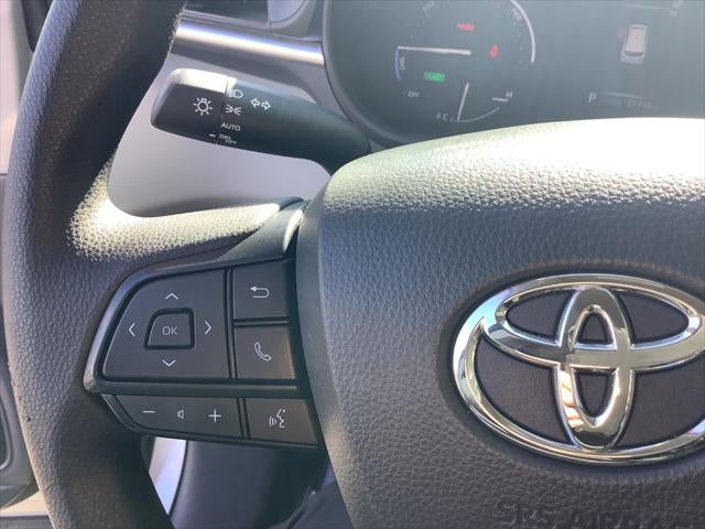 2024 Toyota Sienna LE 8 Passenger