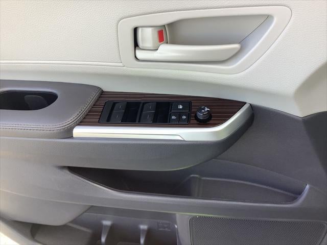 2024 Toyota Sienna LE 8 Passenger