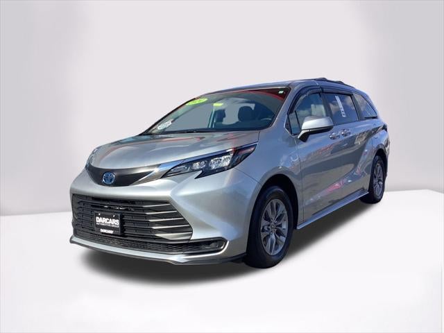 2024 Toyota Sienna LE 8 Passenger