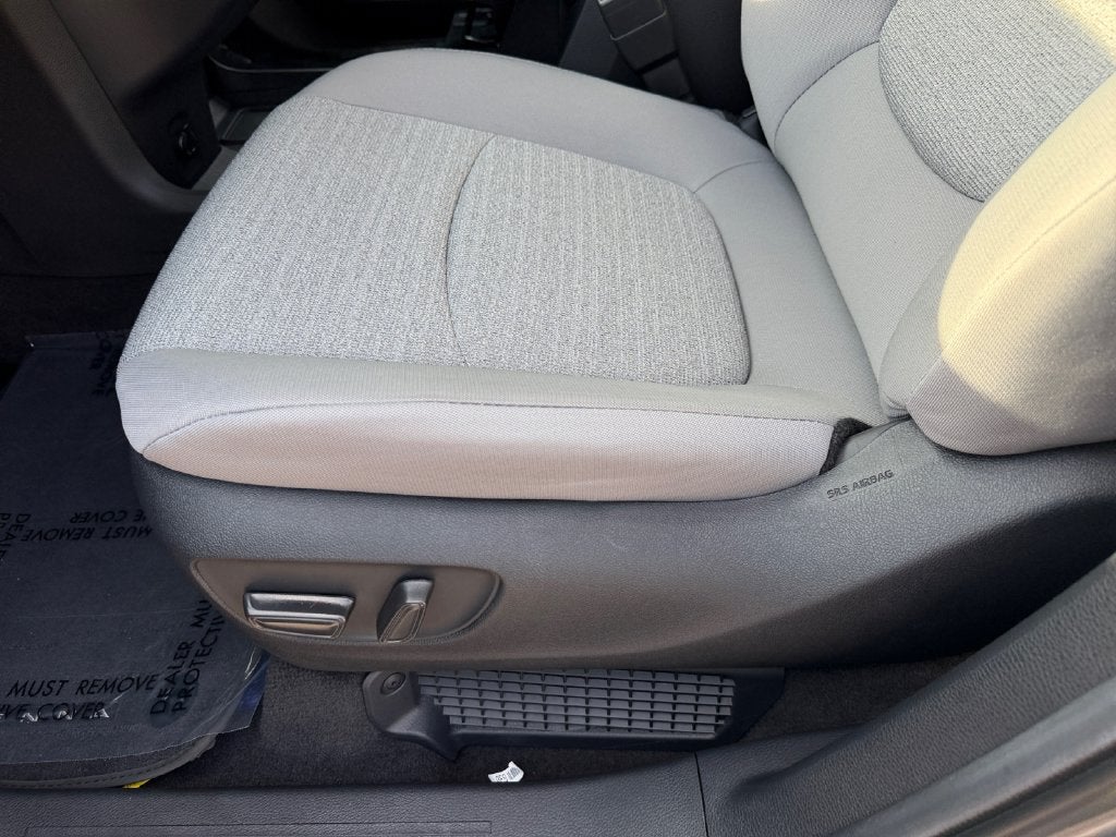 2026 Toyota Sienna LE 8 Passenger