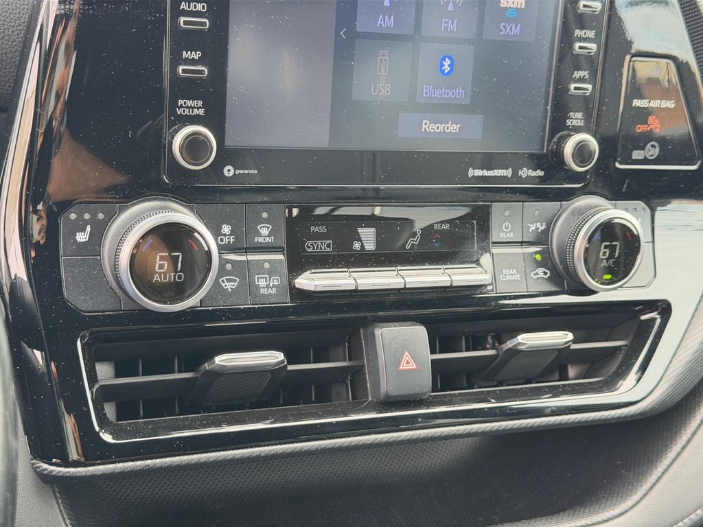 2022 Toyota Highlander XSE POWER LIFTGATE / HEATED SEATS