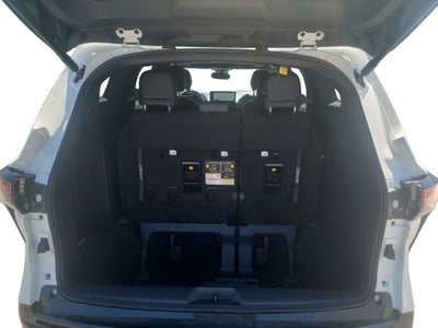 2025 Toyota Sienna XSE 7 Passenger