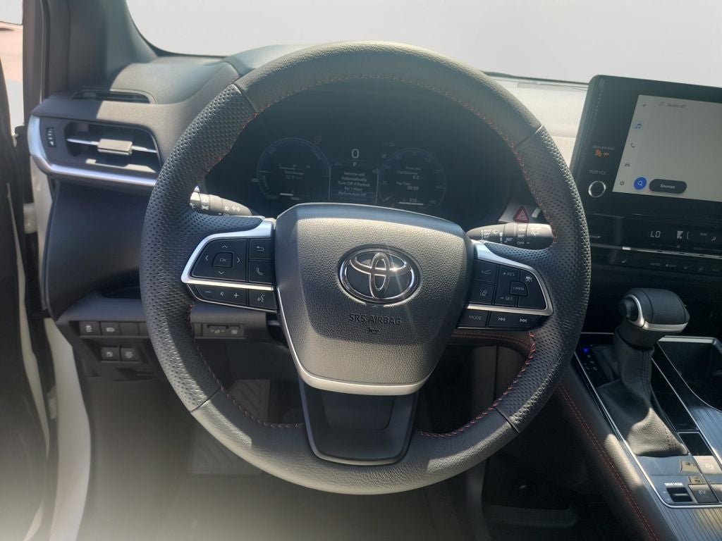 2025 Toyota Sienna XSE 7 Passenger
