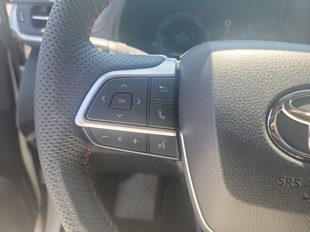 2025 Toyota Sienna XSE 7 Passenger