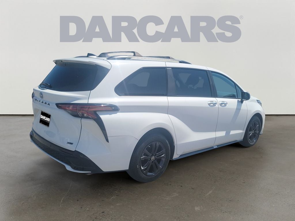 2025 Toyota Sienna XSE 7 Passenger