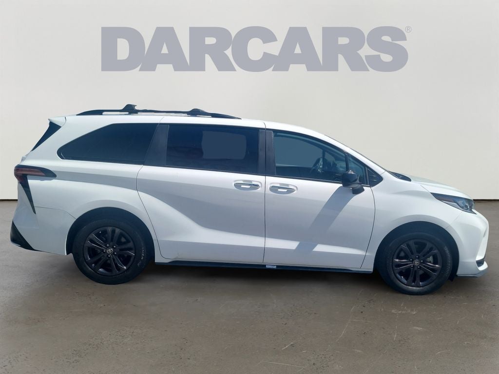 2025 Toyota Sienna XSE 7 Passenger