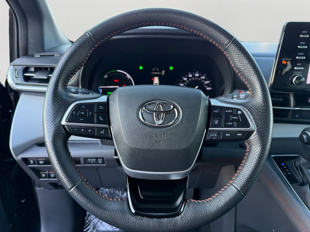 2022 Toyota Sienna XSE 7 Passenger